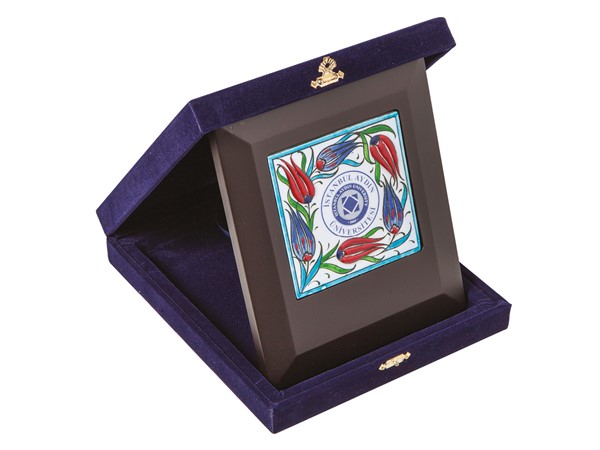 ÇİNİLİ AHŞAP PLAKET